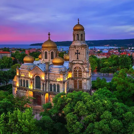 Lovely Nest With Glass Veranda Apartment *