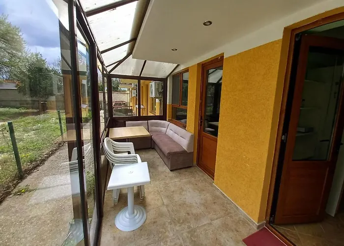 Lovely Nest With Glass Veranda Appartement Goudstrand