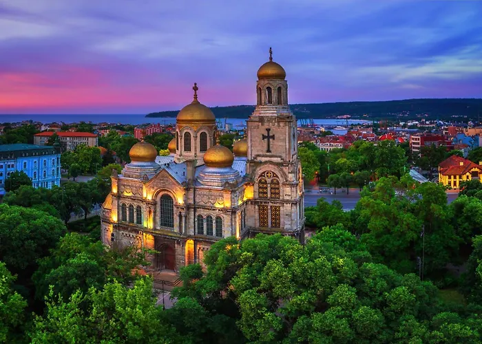 Lovely Nest With Glass Veranda Апартаменты *